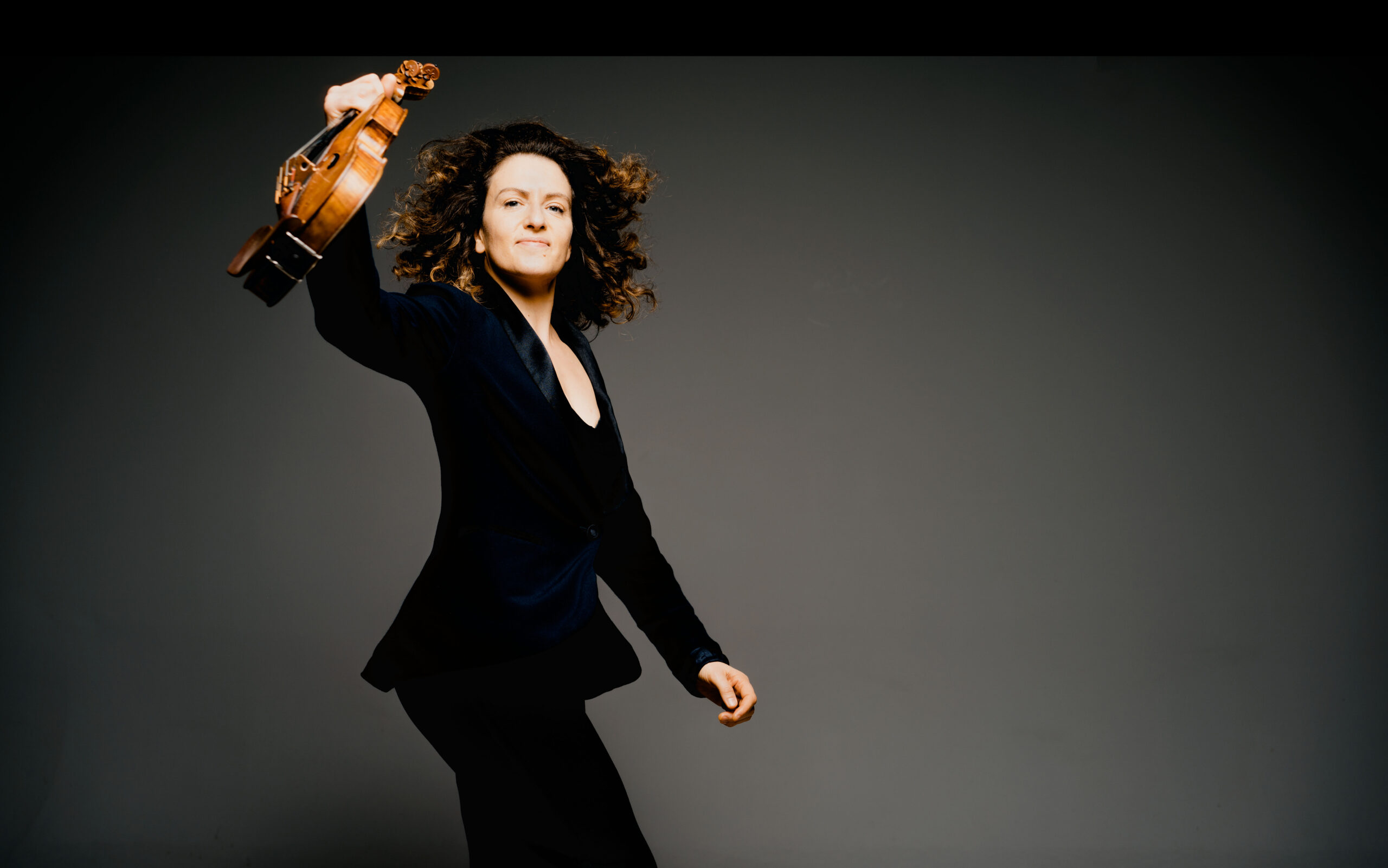 Liza FerschtmanvioolPhoto: Marco Borggreve