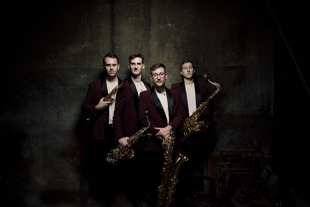 (c) Igor Studio