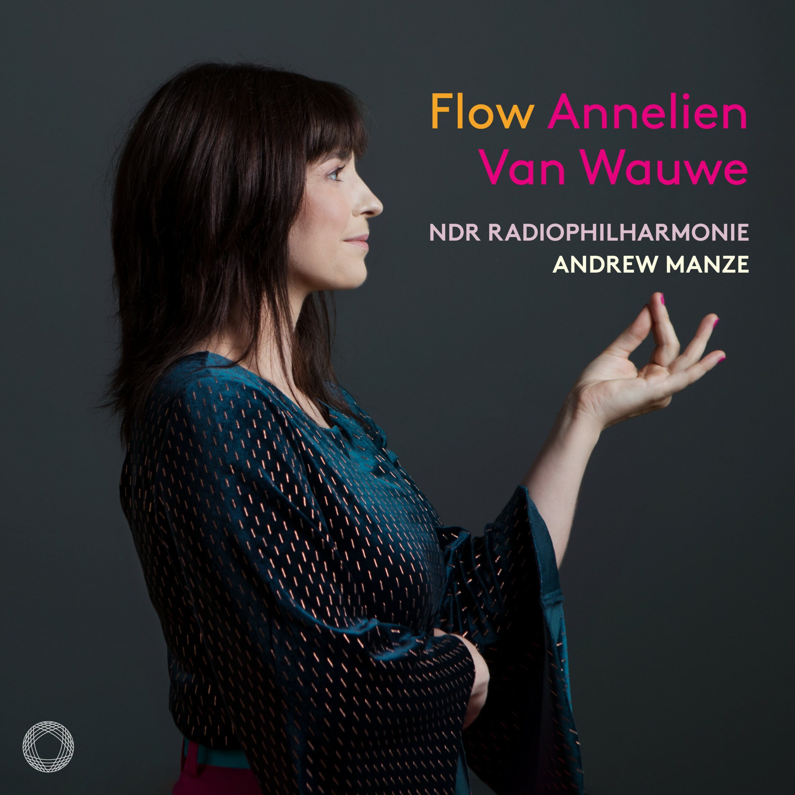 Cover FLOW Annelien van Wauwe/entatone