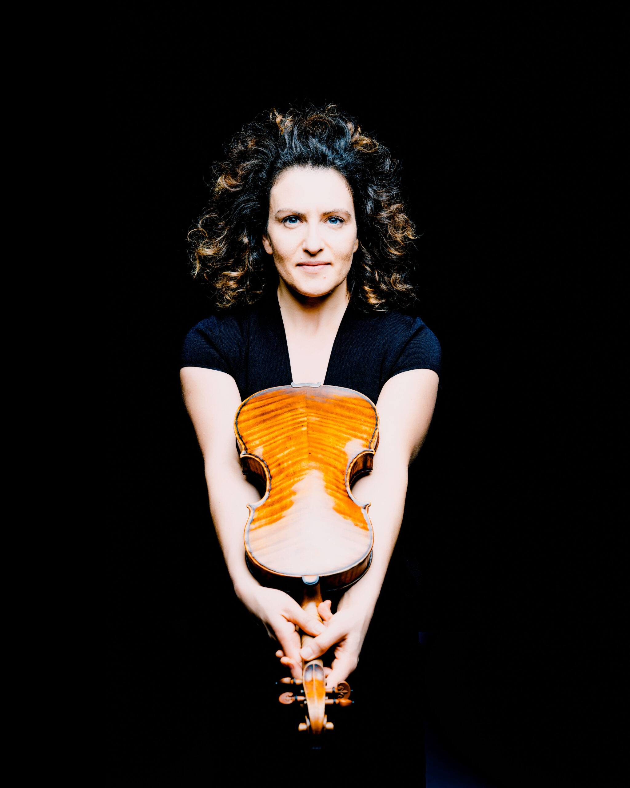 Liza FerschtmanvioolPhoto: Marco Borggreve